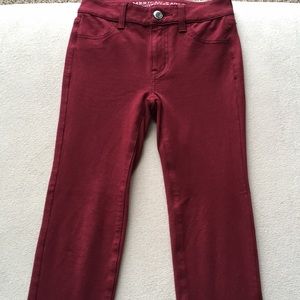 NWOT Burgundy AE Super Stretch Jeans